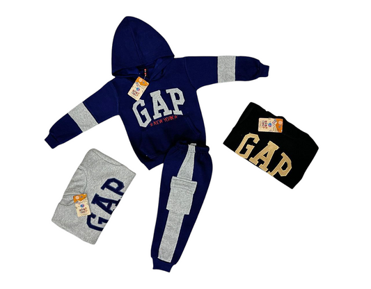 Gap tracksuit